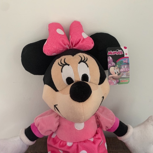 ACCEPTING ALL OFFERS Disney 16” Minnie Mouse Doll - Picture 3 of 3